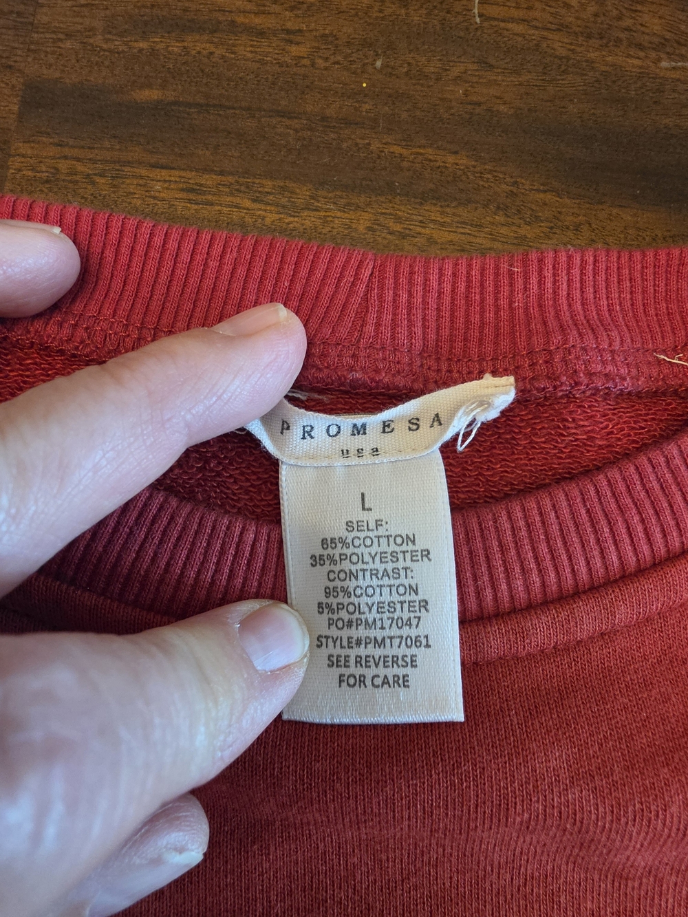 Promesa Red Ruffle-Shoulder Sweatshirt - Picture 3 of 6